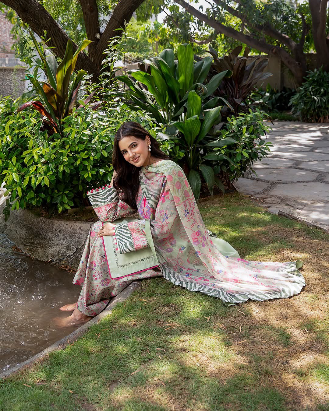 ORIGINAL CHIRMZA C -PRINT LAWN WITH CHIFFON DUPPTAT READY TO WEAR